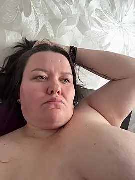 SunnyLeila2101 webcam