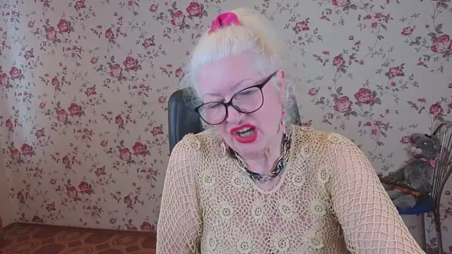 Maya_Mayflower webcam