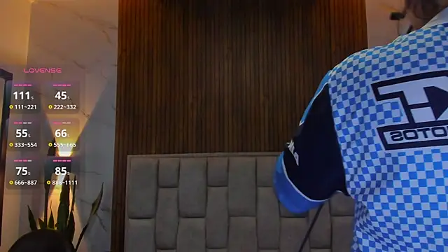 Scarlet_Rosexx webcam