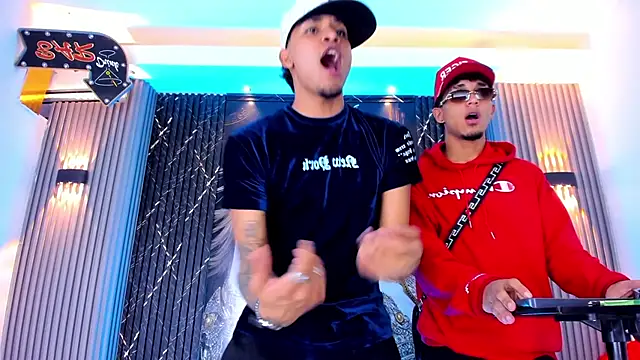 the_knights_of_the_night_ webcam