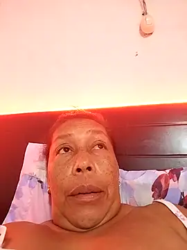 Ruby-Hot-Milf webcam