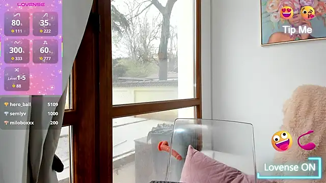 Mia__Milan live sex cam