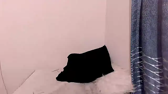 Luscious_Lexy webcam