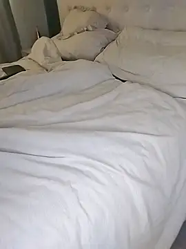 Capitan_at_work_96's live cam