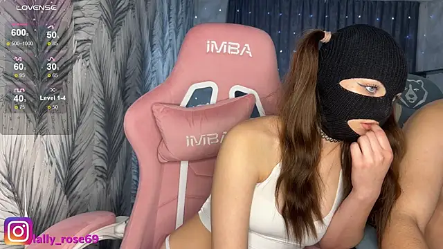 LallyRose69 webcam
