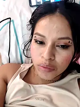 Live sex cam of AntonelaMorriz