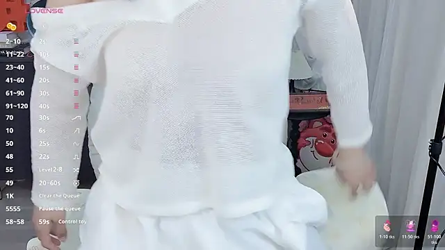 美女CeeKie在线直播