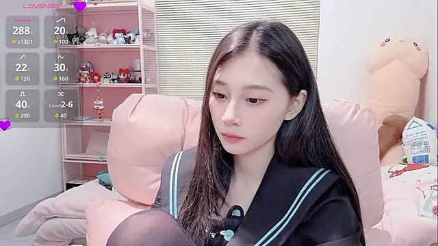 lris-beauty - Lris-Beauty's free webcam - UK Sex Cams