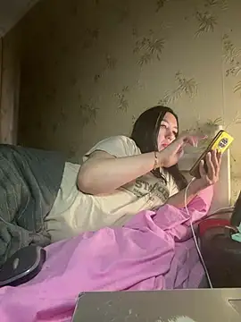 Naughtbaby_2025 live sex cam