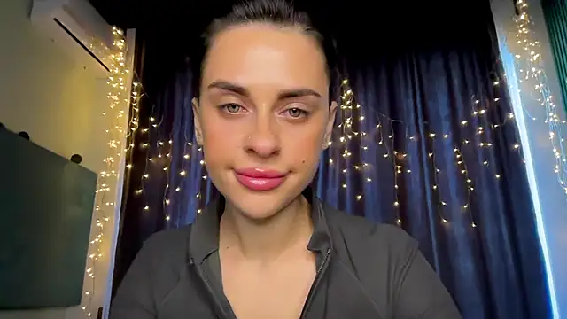 MariaValverdeee webcam