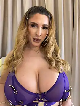 lucybridgette (F young) - want to get inside your head..x