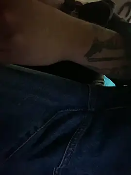 GusanoDelicioso live sex cam