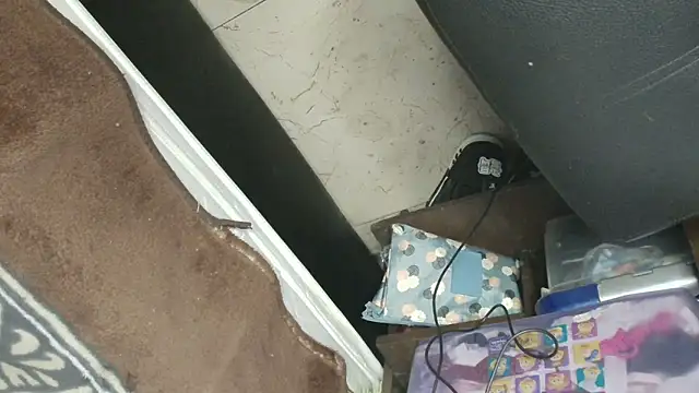 luisahot_9727 webcam