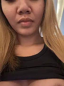 Alittleasiangirl webcam