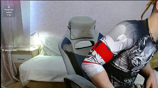 Aestheticguy101 webcam