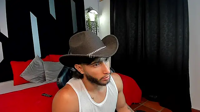 Emmet_CollinsJS webcam