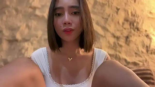 GenesisCastillano webcam