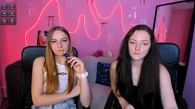 miki-niki - Miki-niki's free webcam - UK Sex Cams