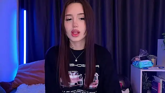 BlackEyesGirl webcam