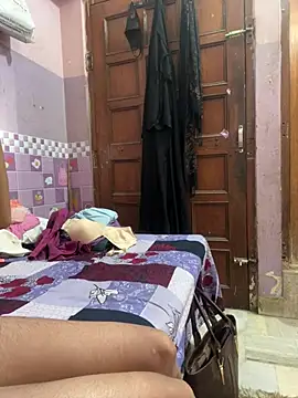 sandhya_77 (F young) - Lovesense