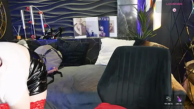 Lily_Moonlight webcam