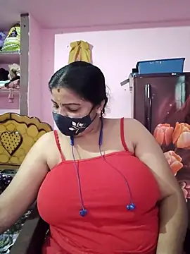 tamil_lathikaaa webcam