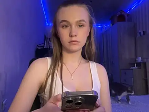 melissashineeee webcam