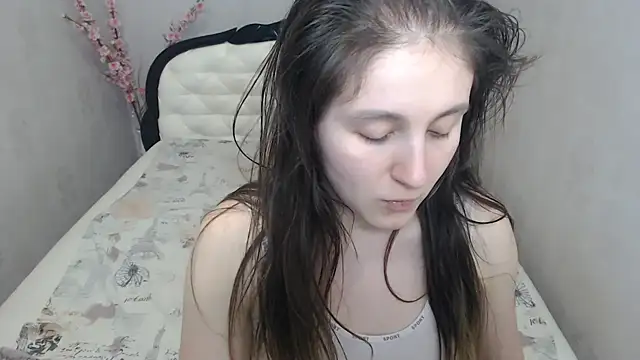 Holliy_Cooper webcam