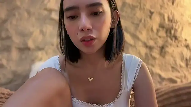 GenesisCastillano webcam