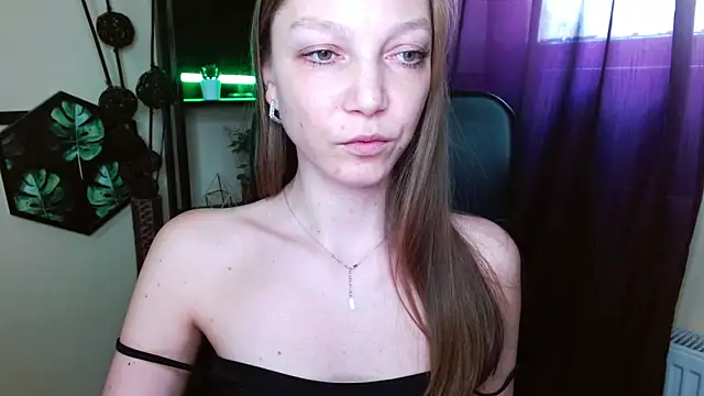 EmillyPlay webcam