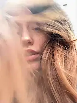 Sabrina_shells webcam