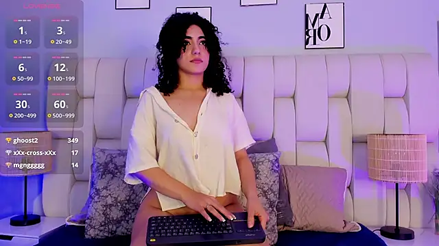 Odett_Khastoff webcam