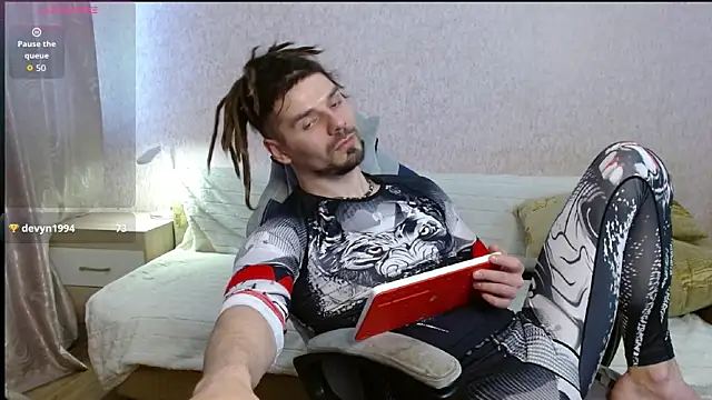 Aestheticguy101 webcam