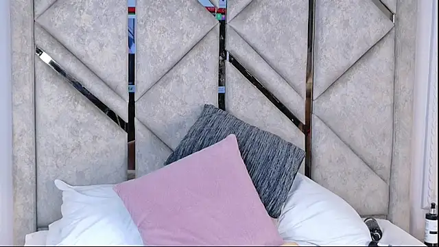 Cristal-Jonnes webcam