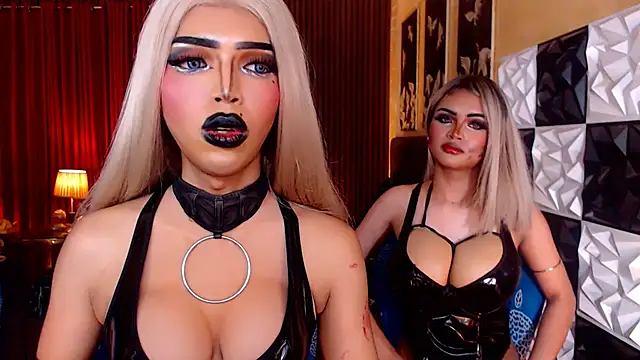 xFistingLadyBoyx webcam