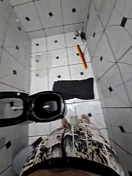 ROLLAAROSAGROSSA live sex cam