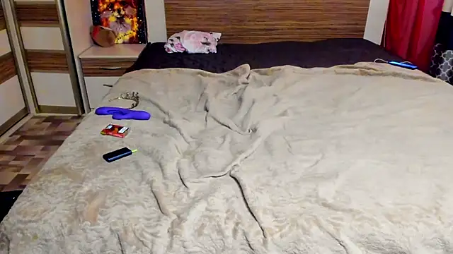 OnlyMila live sex cam