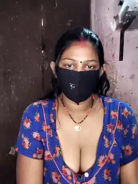Hotcouplepriya webcam