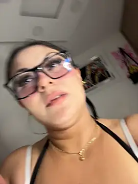 linatarens (F young) - shower