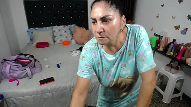 mature_bigboobs10 webcam