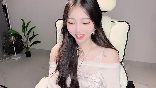 美女Yukiy8877在线直播