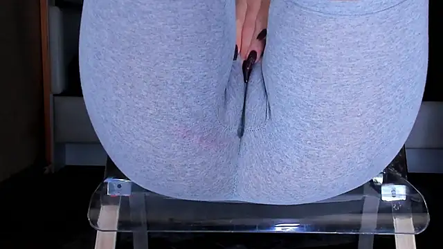 Cameltoe_squirt_inPants webcam