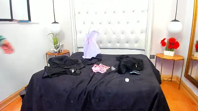 miiarestrepo (T young) - masturbation without panties