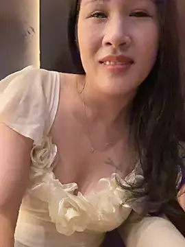 美女littlesluttycat在线直播