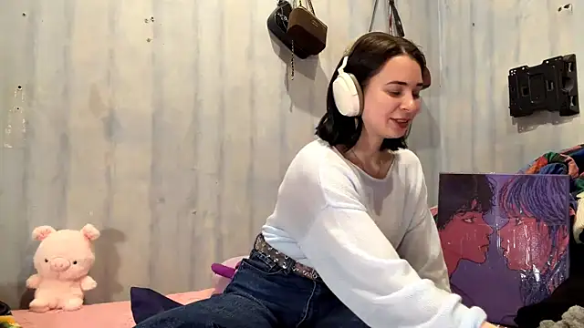 LanoraBilecki webcam