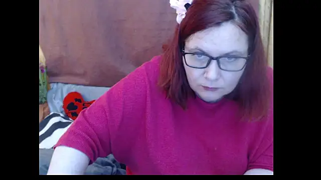 PlayfullMature webcam