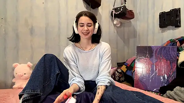 LanoraBilecki webcam