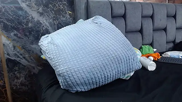 Couple_Gold69 webcam