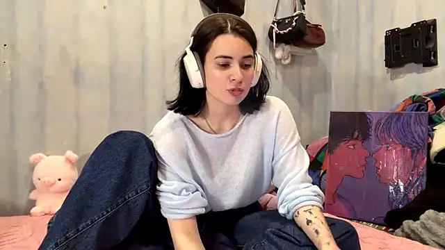 LanoraBilecki webcam