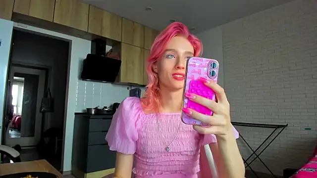 _Alice_Kitty Live Webcam on Stripchat